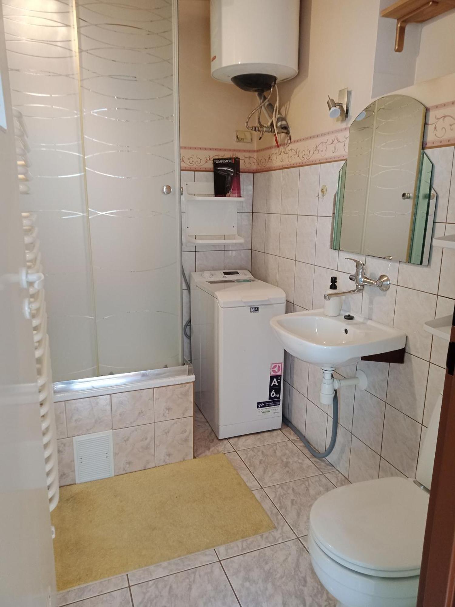 Apartament Kolo Dworcu Přemyšl Exteriér fotografie